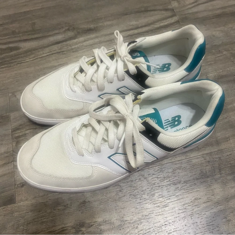 New Balance White and Teal Athletic Shoes